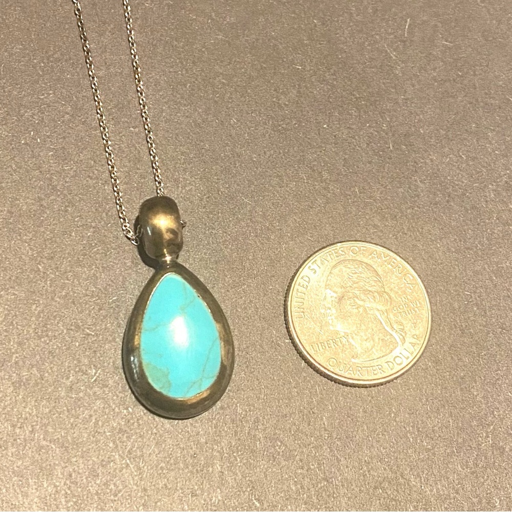 Teal Necklace and Earrings - Picture 4 of 5
